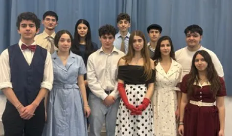 Stella with the Red Gloves: Theater Performance in Limassol