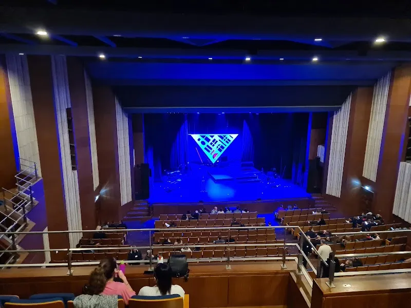Dimotiko Theatro Strovoloy