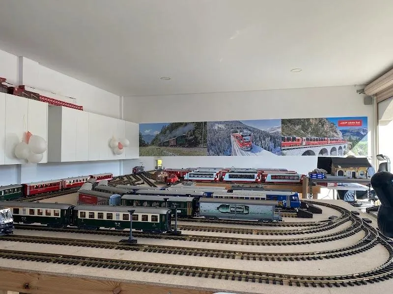 RhB Swiss Model Train Emba-Paphos