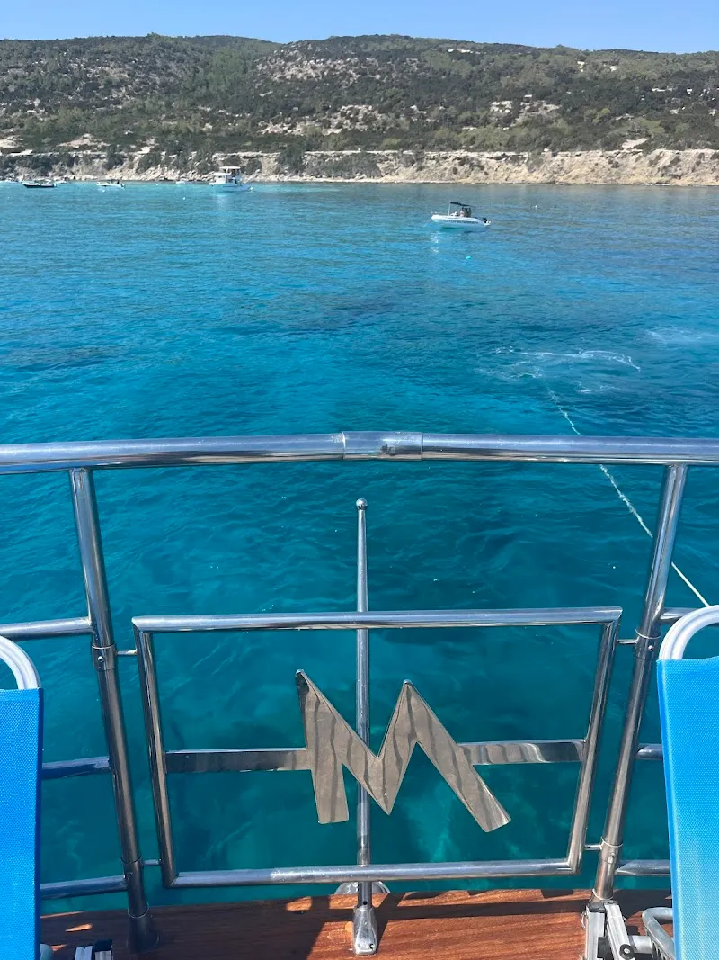 Catamaran Salone