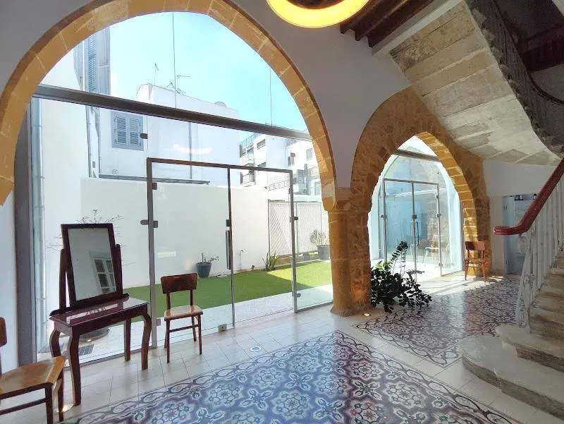 Arsinoe business center